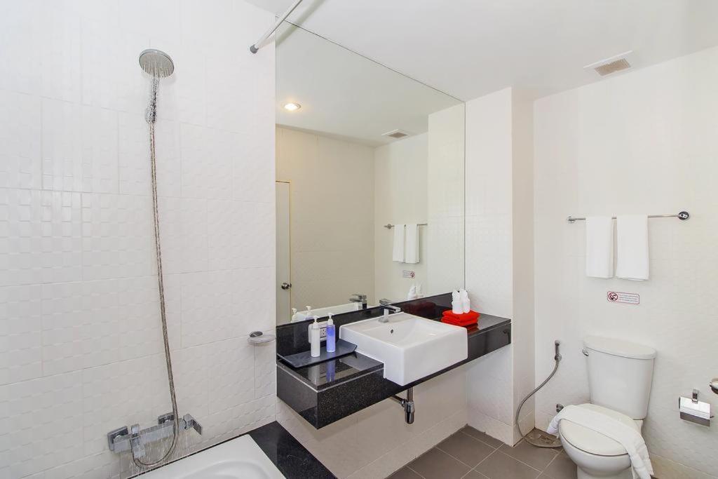 Chic Condo By Resava Karon Cameră foto